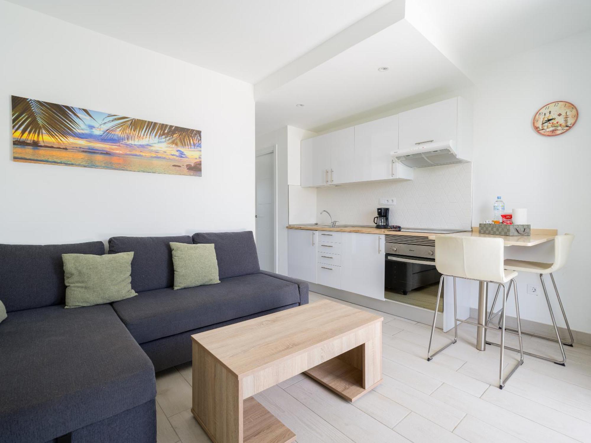 Apartamento Sea Breeze Residencial San Valentin *