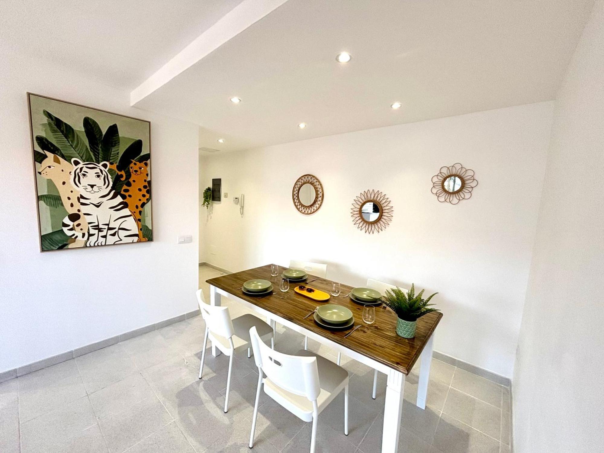 Apartment Sunny Terraced Flat In Center Corralejo