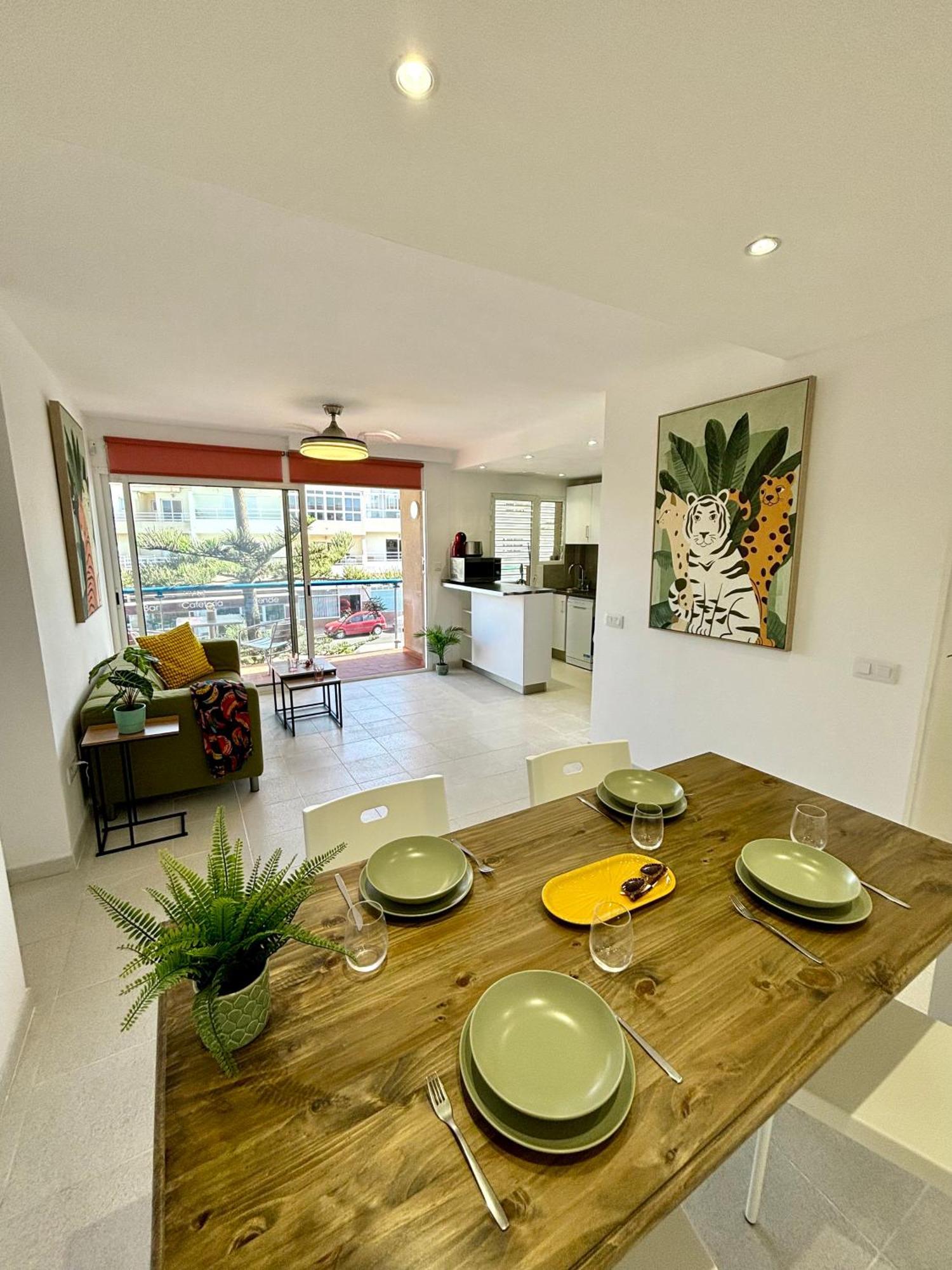 Sunny Terraced Flat In Center Apartment Corralejo