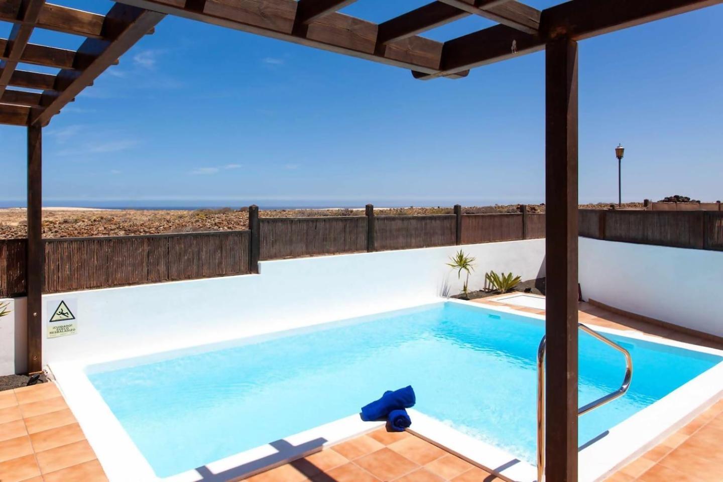 Emma Private Pool Wifi Fibra Minigolf Villa Corralejo