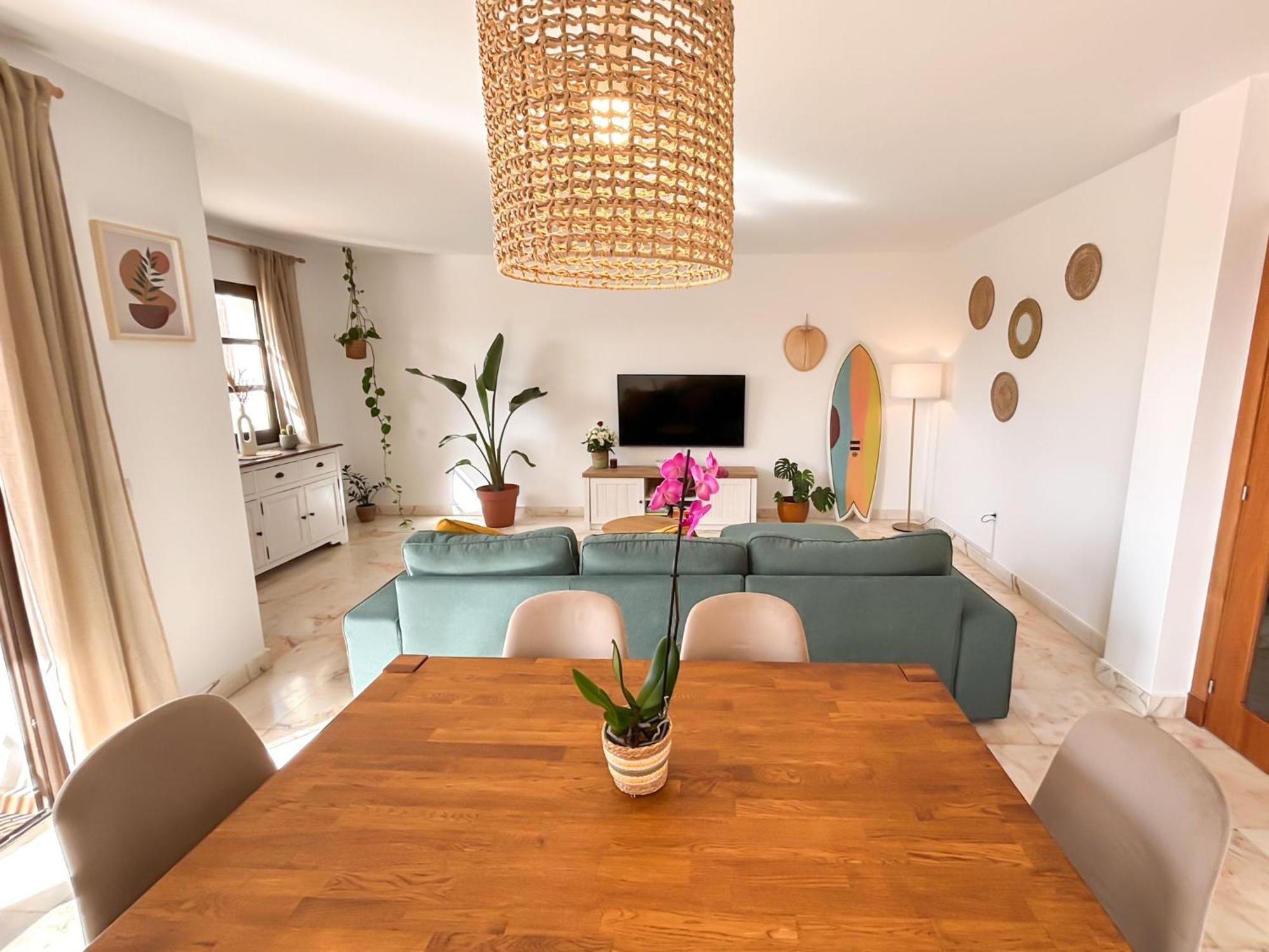 Villa Tarabilla With Private Pool & Ocean Views