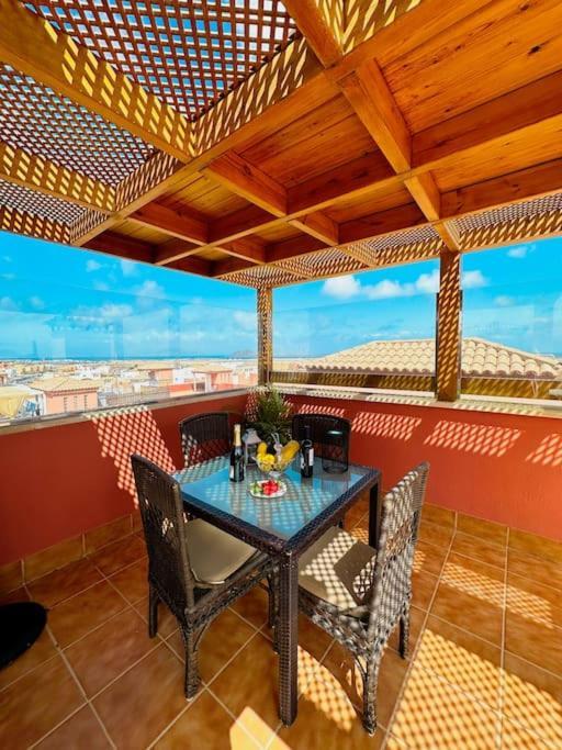 Atico Mirador Lobos Apartment *