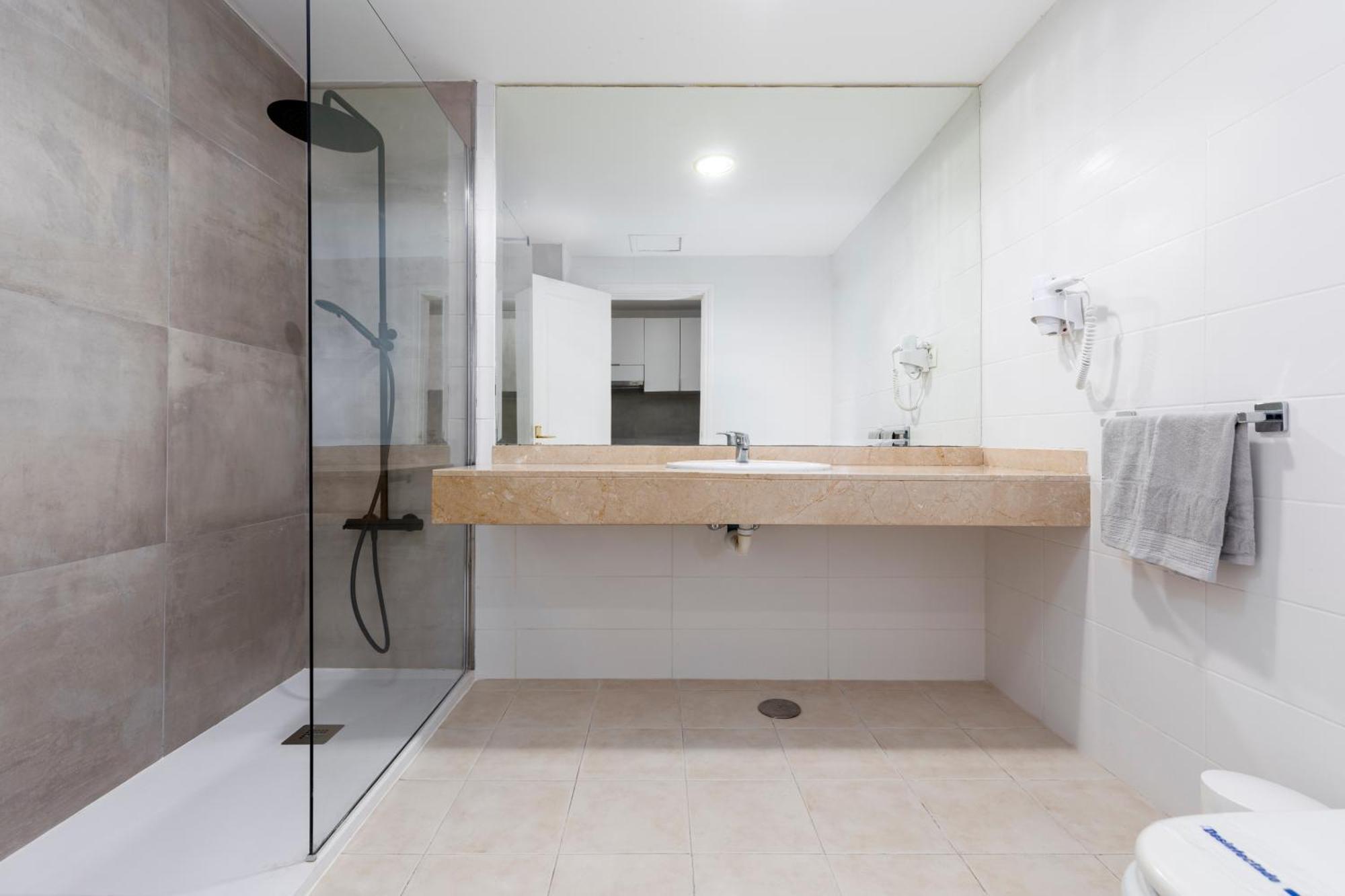 Home2book Sunny Apt, Terrace & Pool Corralejo