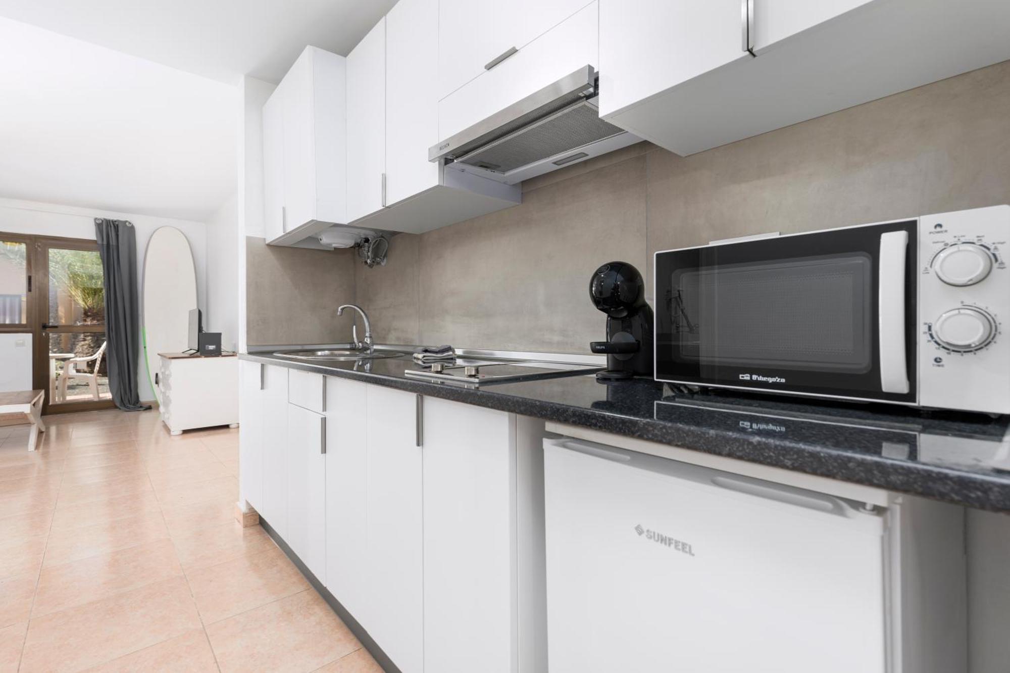 Apartment Home2book Sunny Apt, Terrace & Pool *