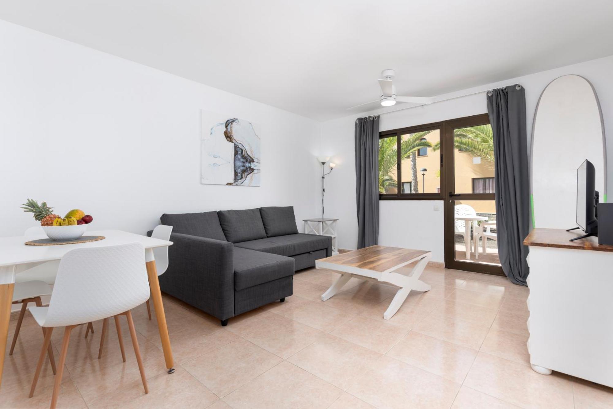 Apartment Home2book Sunny Apt, Terrace & Pool *