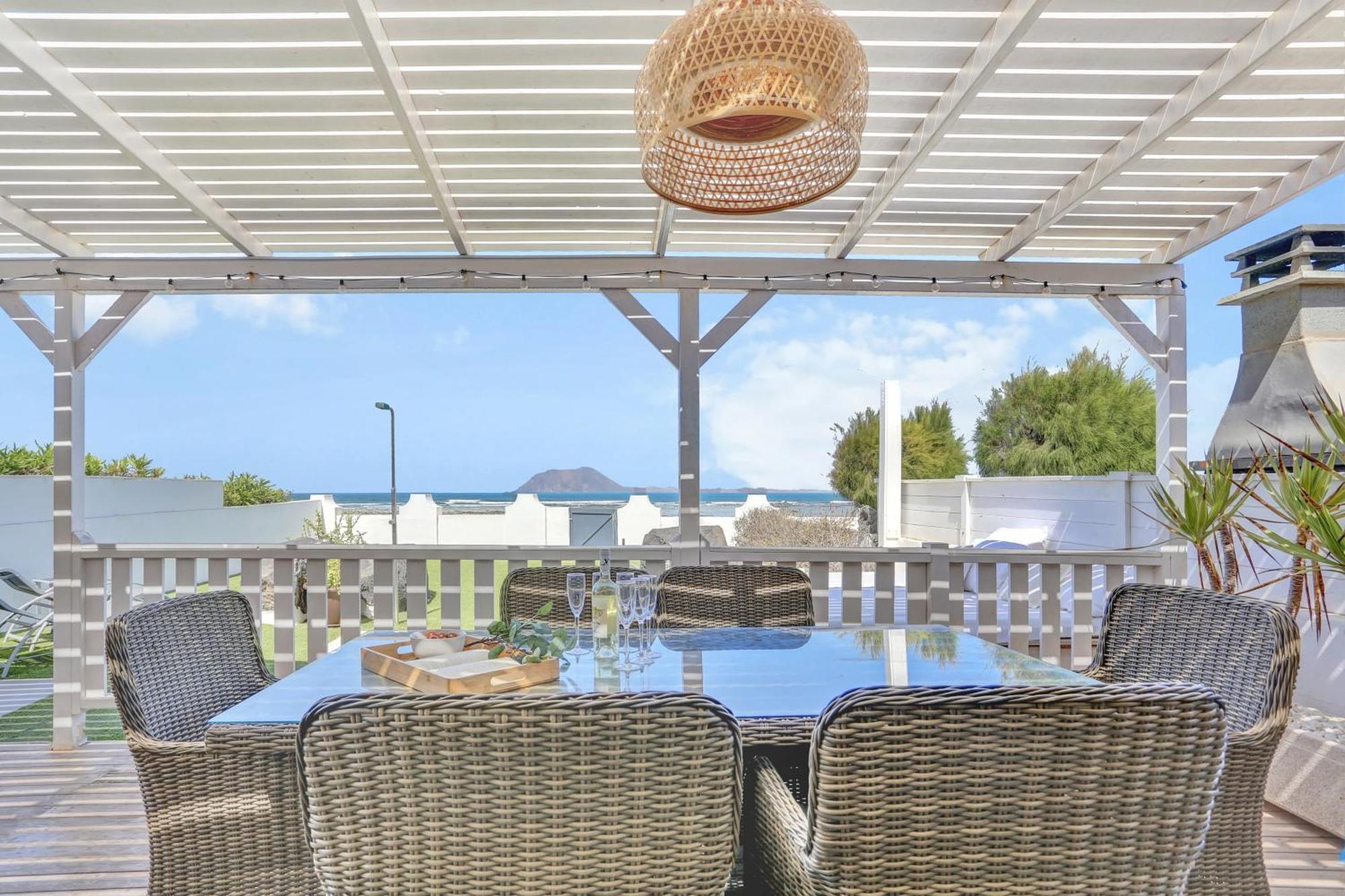 Villa Granados 27 Beachfront Corralejo