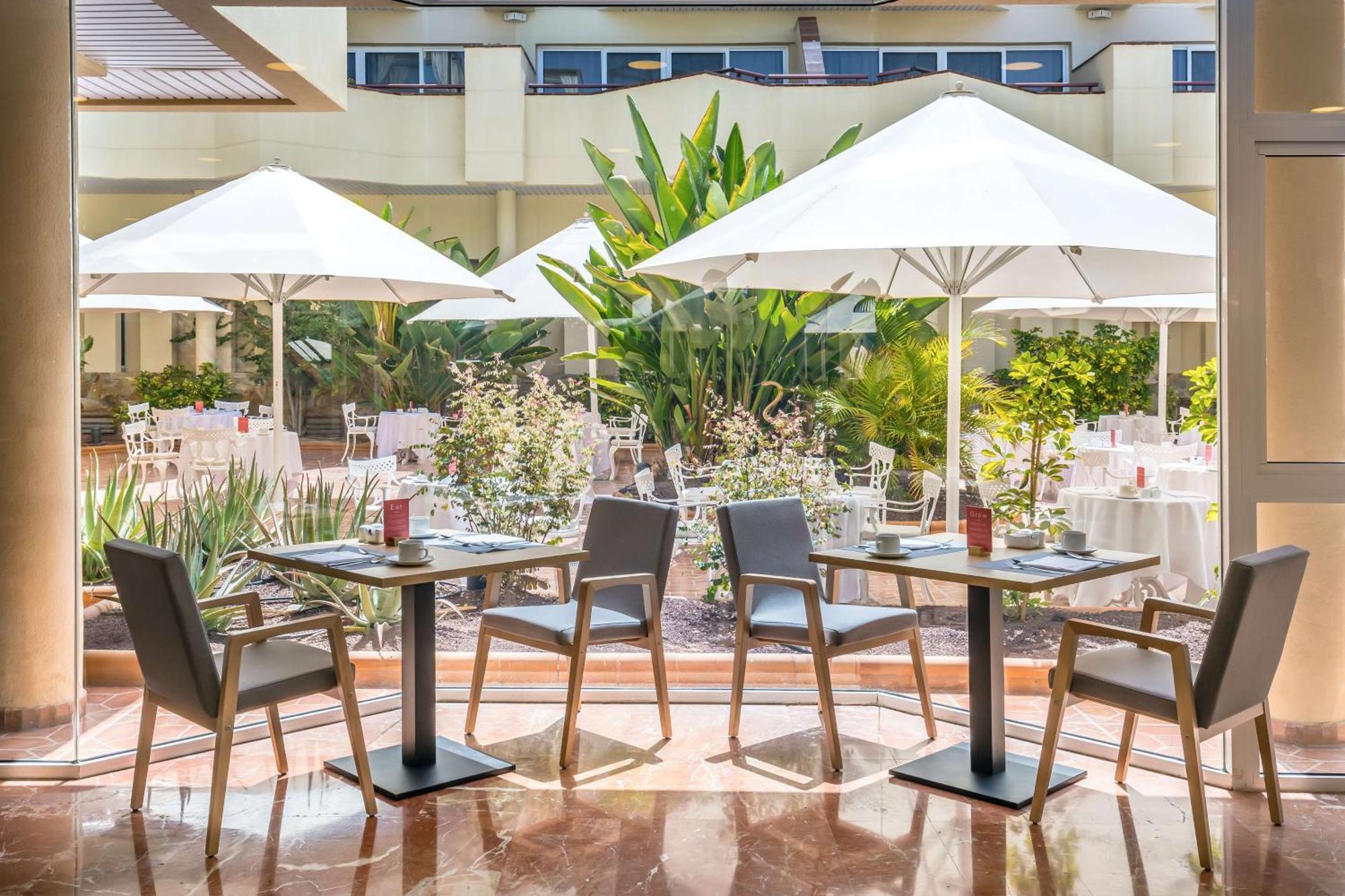 Barcelo Bay - Adults Only