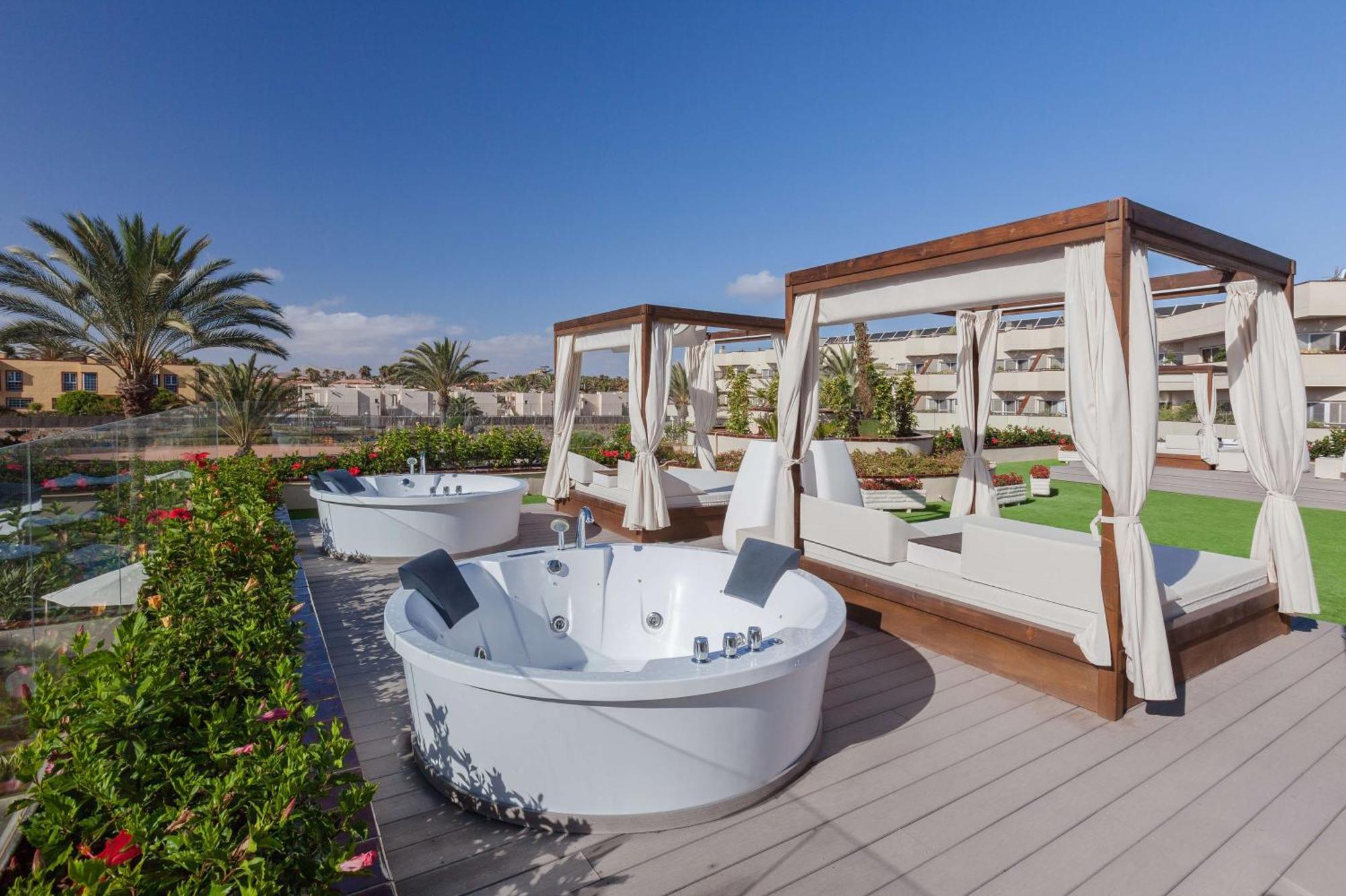 Barcelo Bay - Adults Only Hotel