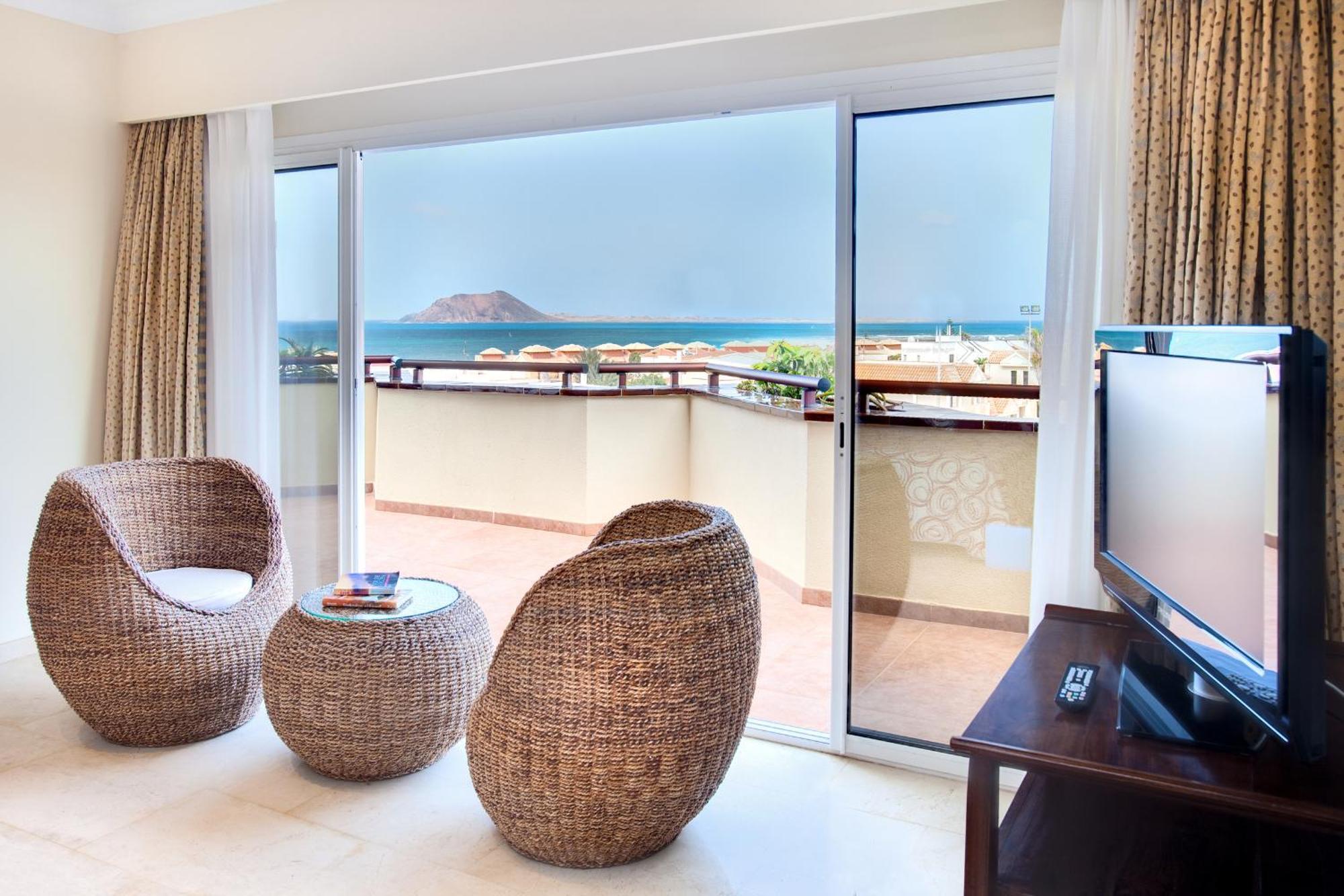 Barcelo Bay - Adults Only