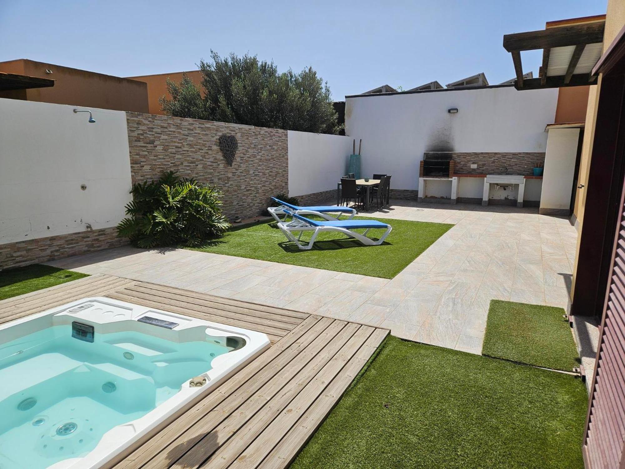 Casa Amor *