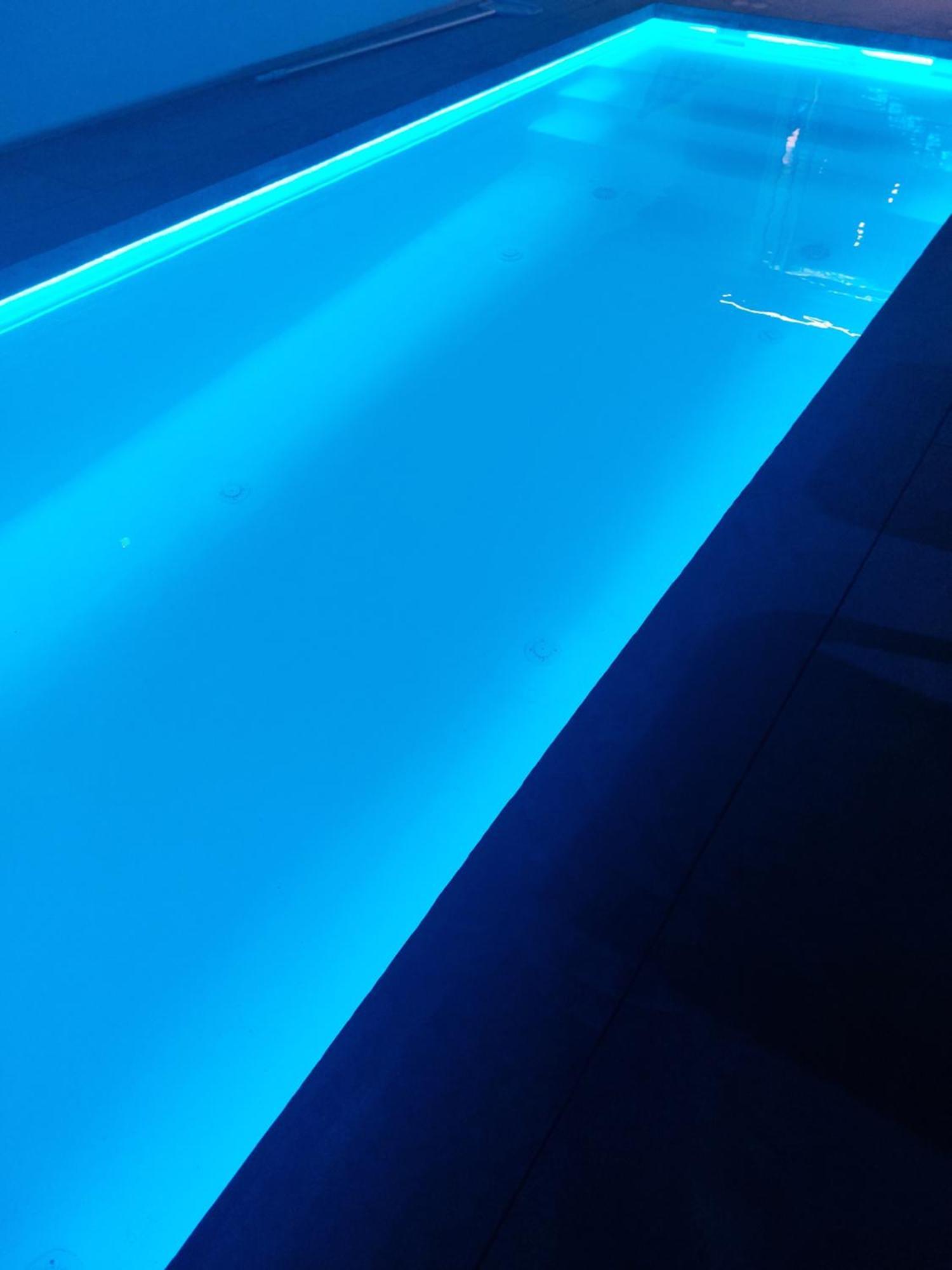 Sun Sea Villa-heated Pool Pousada