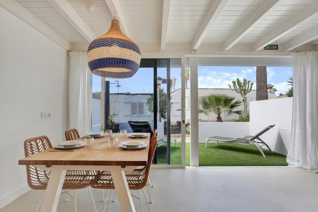 New - Amazing By The Apartment *