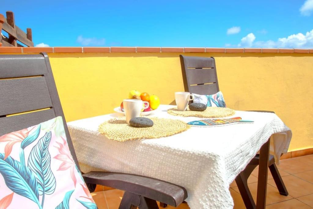 Apartment Atico De Carlo Con Vistas Al Mar Y Terraza