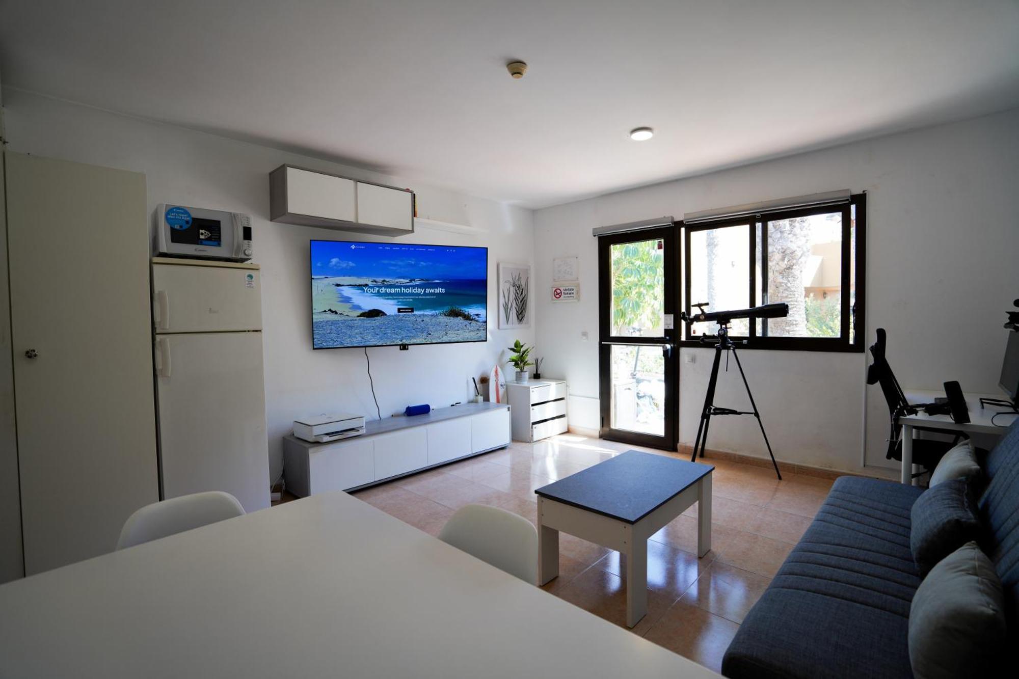 Private - Fast Wi-fi - Pool Appartement *