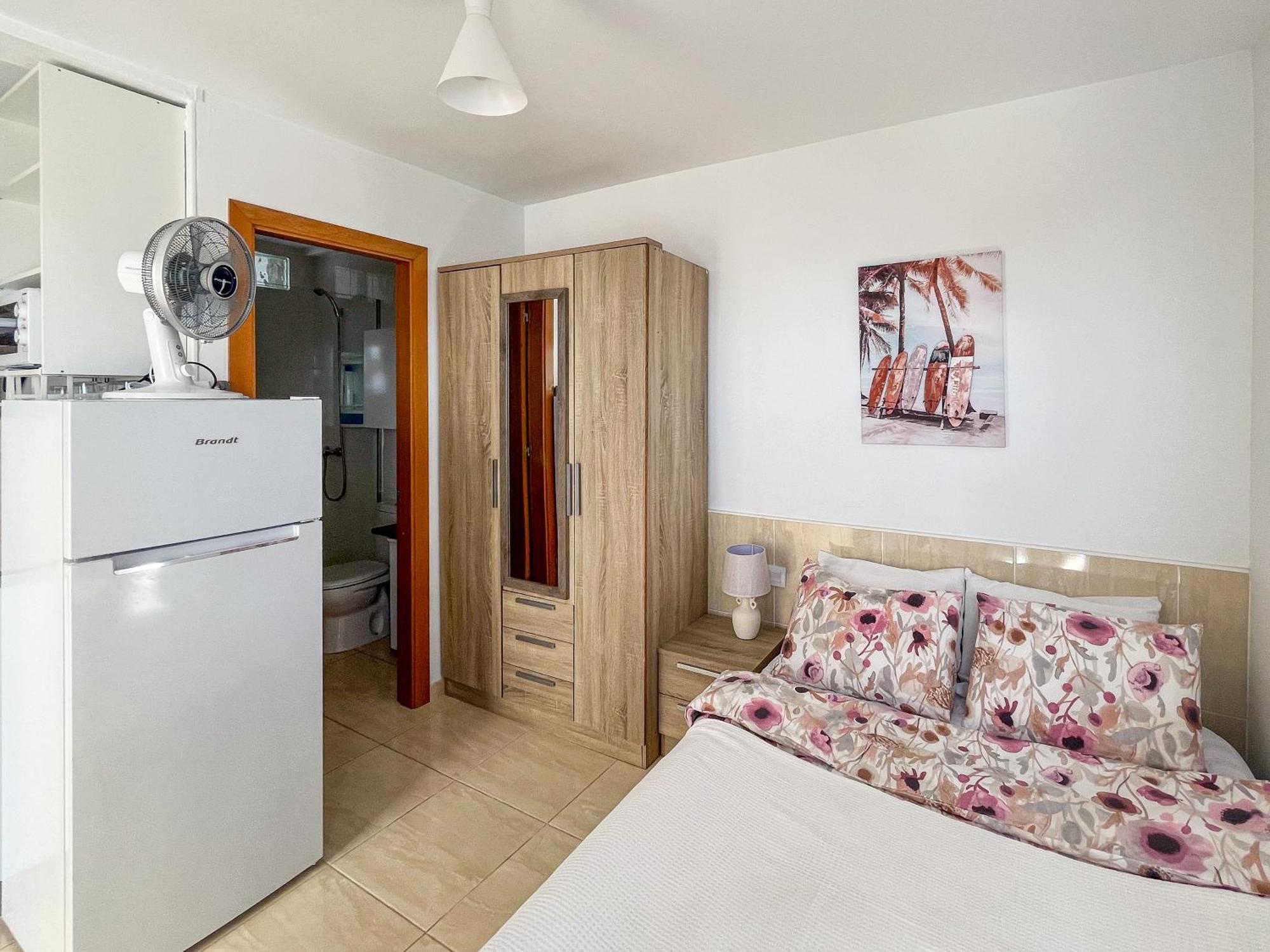 Beachside In Apartment *