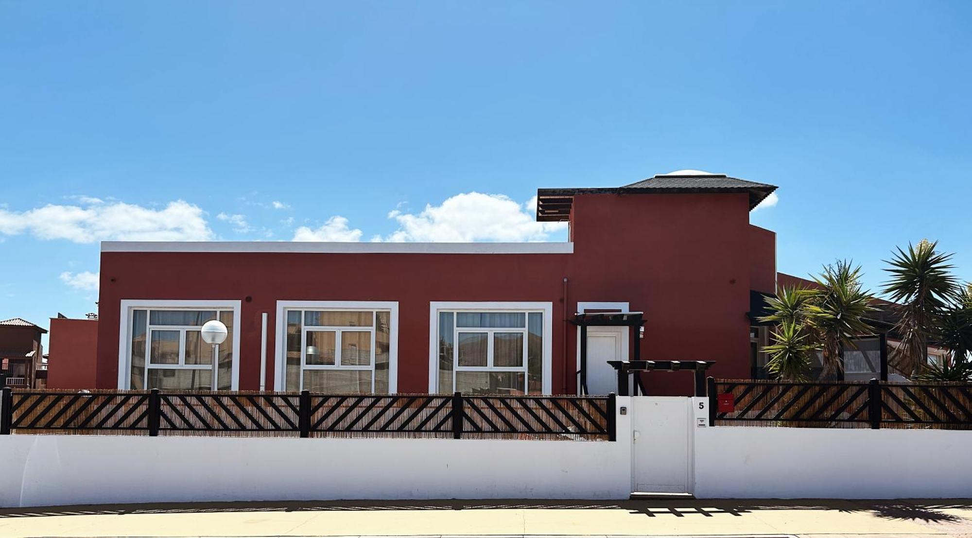 Villa Casa Roja - Banama *