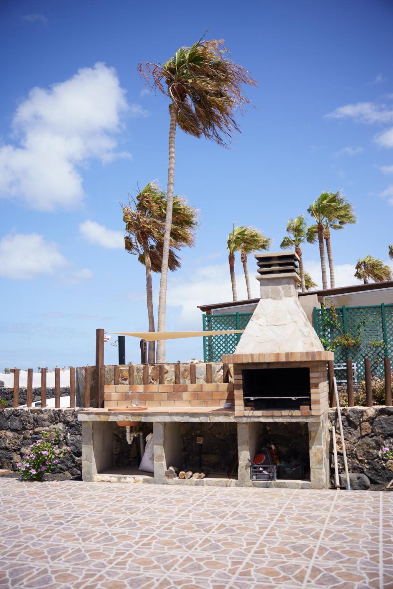 Marina I Beachfront By Holidays Villa Corralejo
