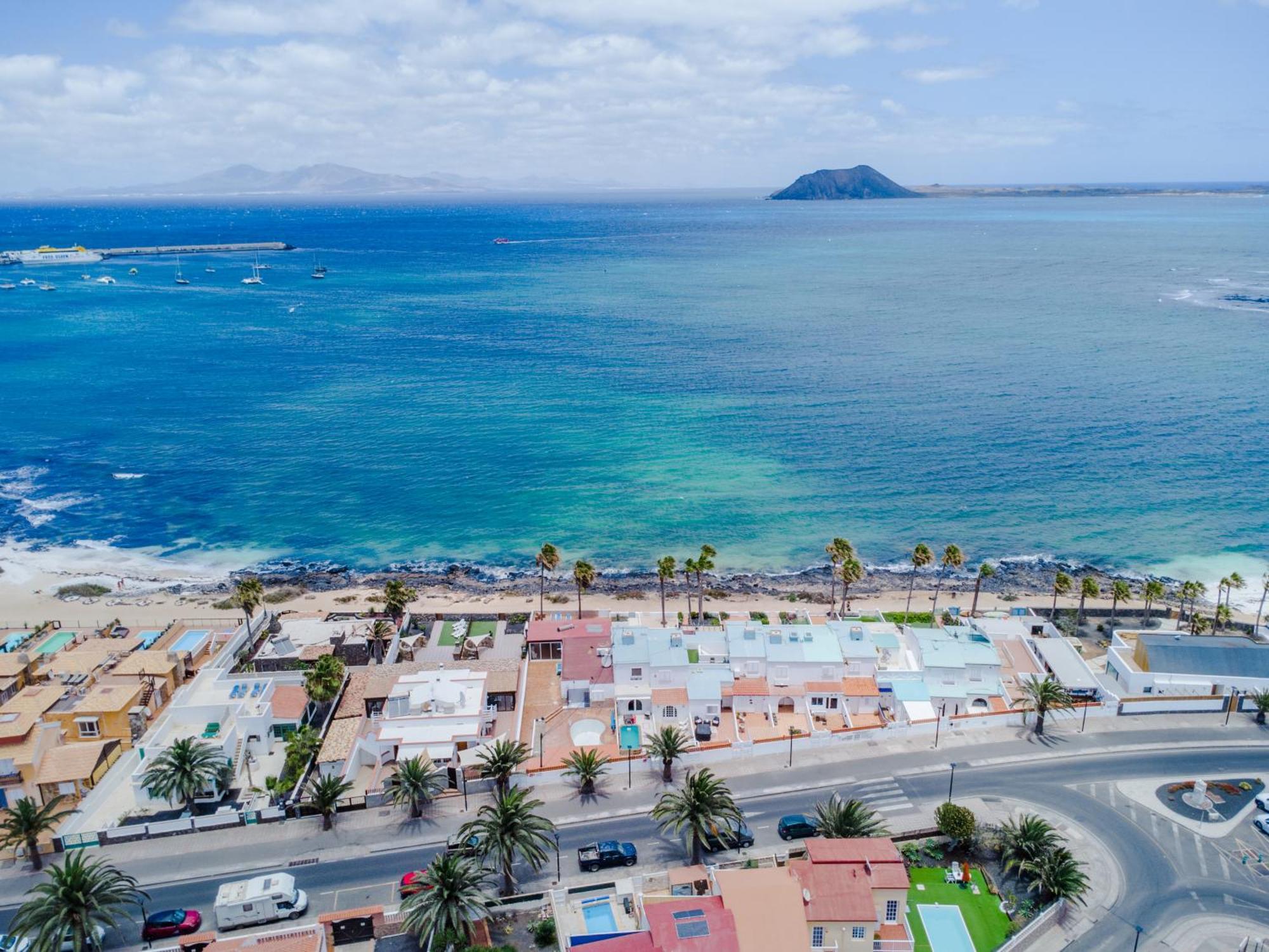Marina I Beachfront By Holidays Villa Corralejo