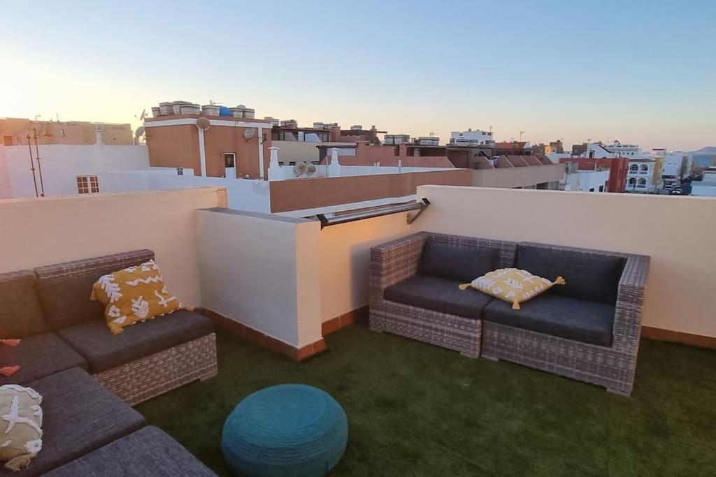 Fast Wi-fi- Private Rooftop Terrace- 2 Bed Corralejo
