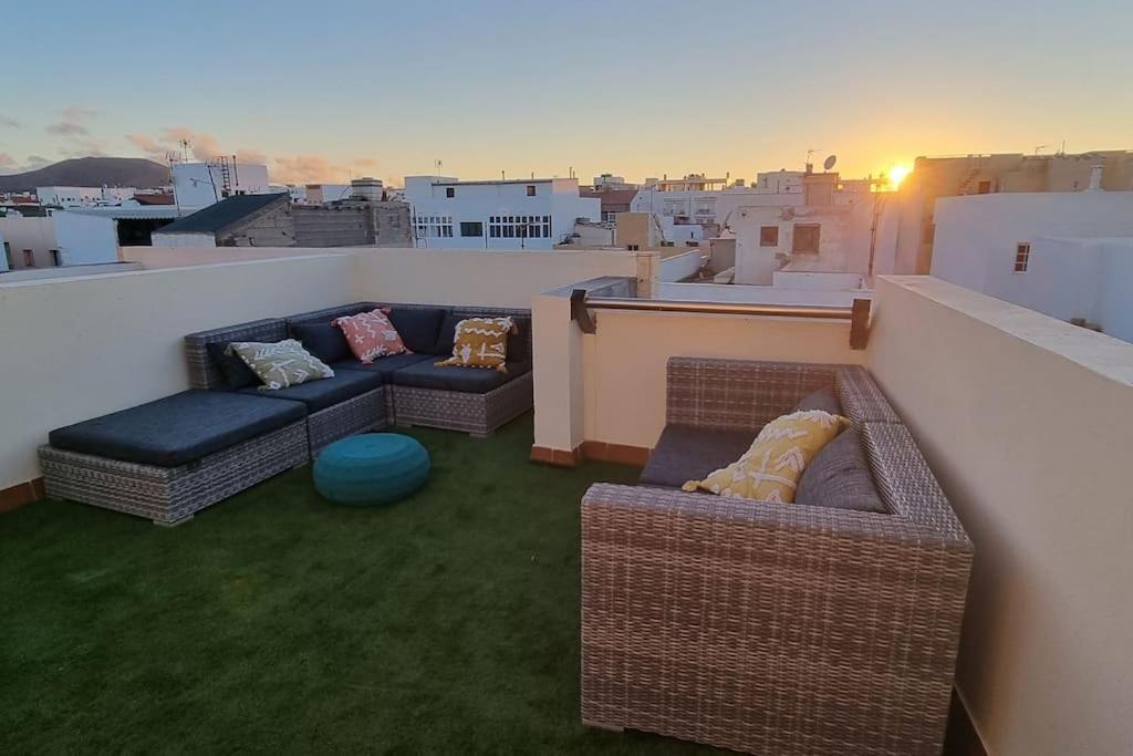 Fast Wi-fi- Private Rooftop Terrace- 2 Bed