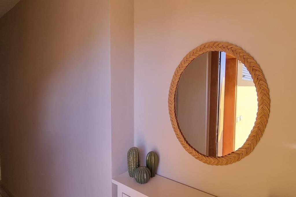 Fast Wi-fi- Private Rooftop Terrace- 2 Bed * Corralejo