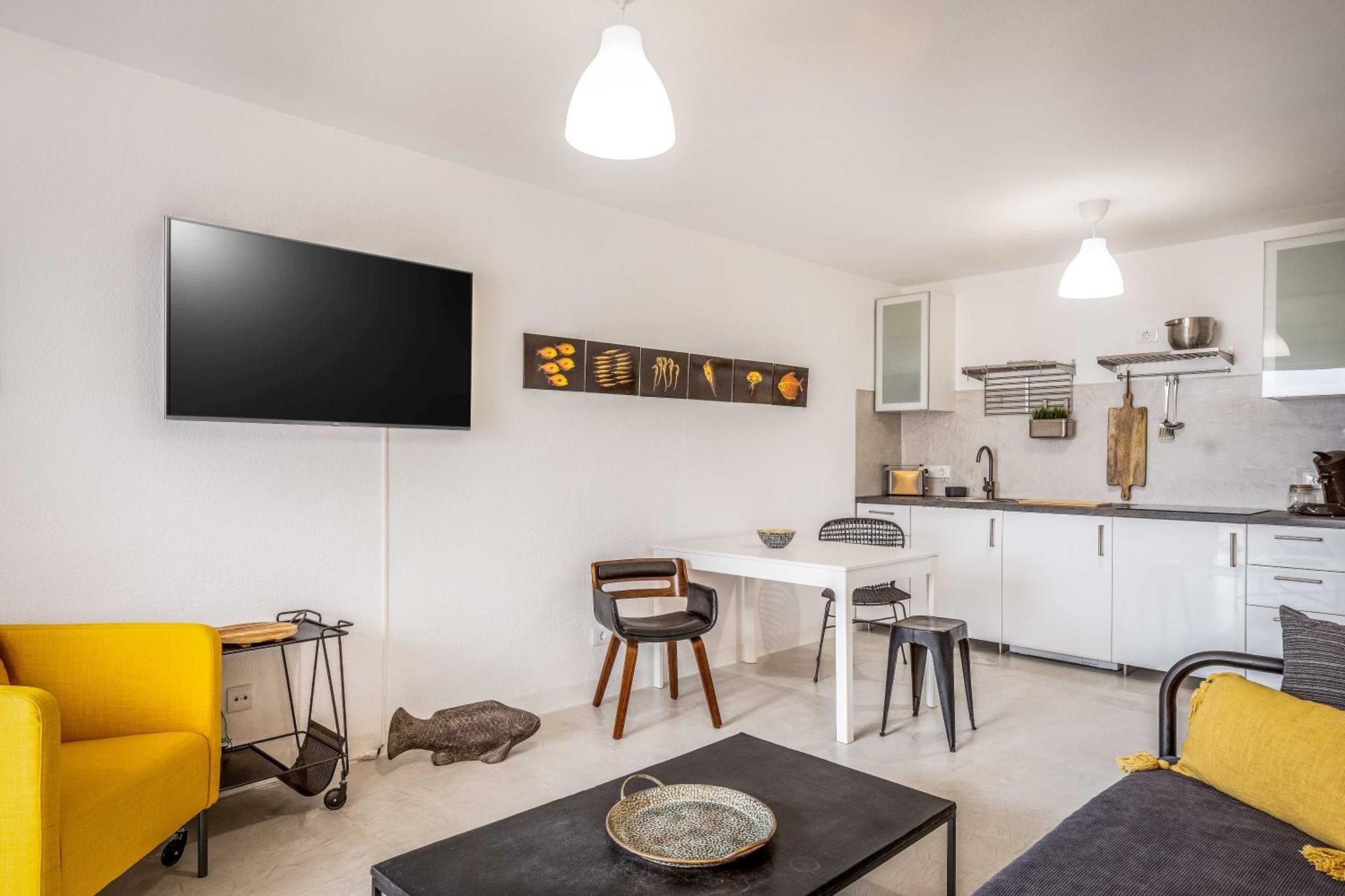 Olas Apartment