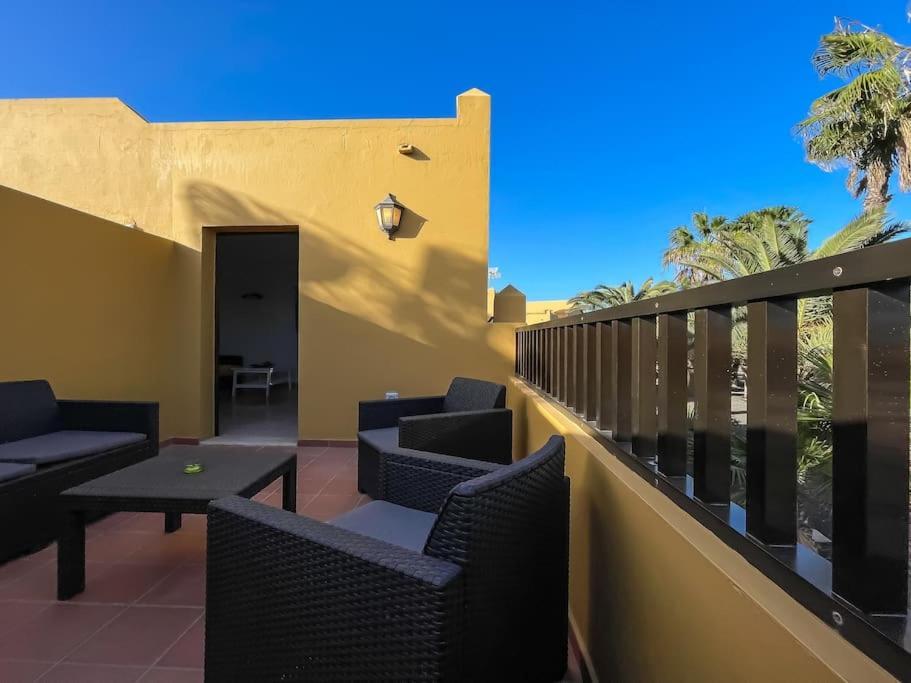 Oasis La Palmera Apartment *