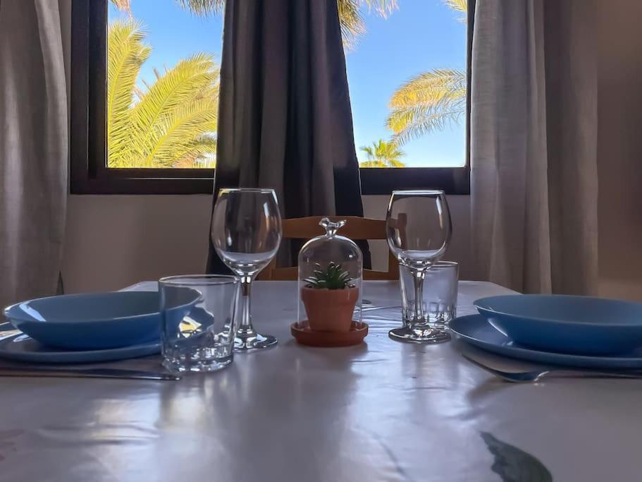 Oasis La Palmera Apartment *