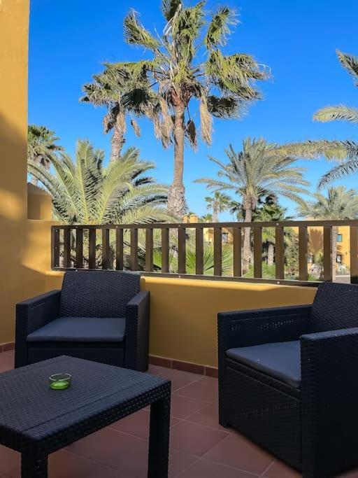 Oasis La Palmera Apartment *