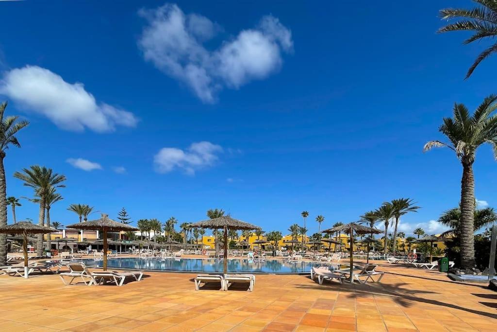 Oasis La Palmera Apartment