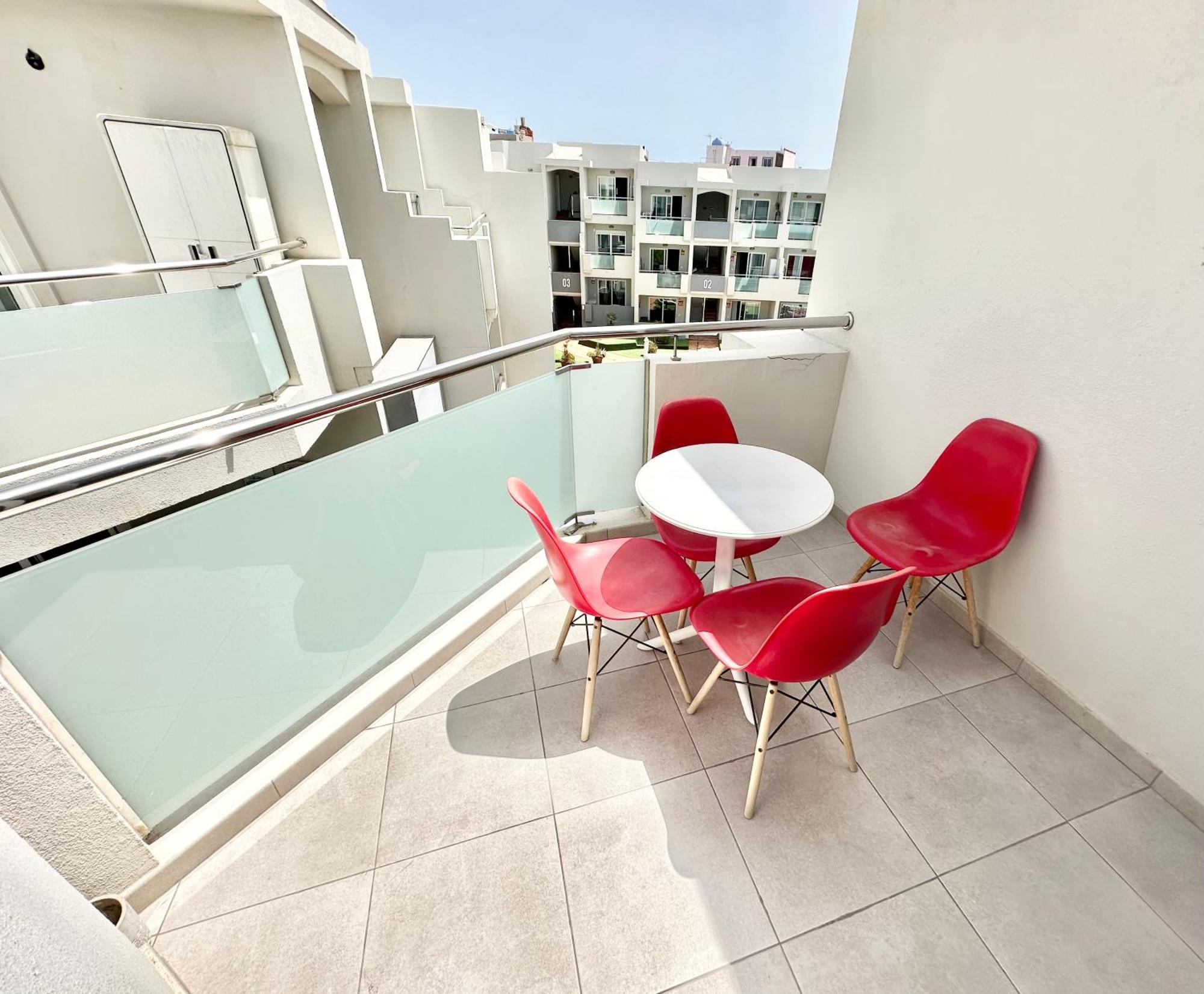 Apartment Lollipop Con Piscina, Doble Terraza, Planta Alta, Cocina Completa Y Wifi *