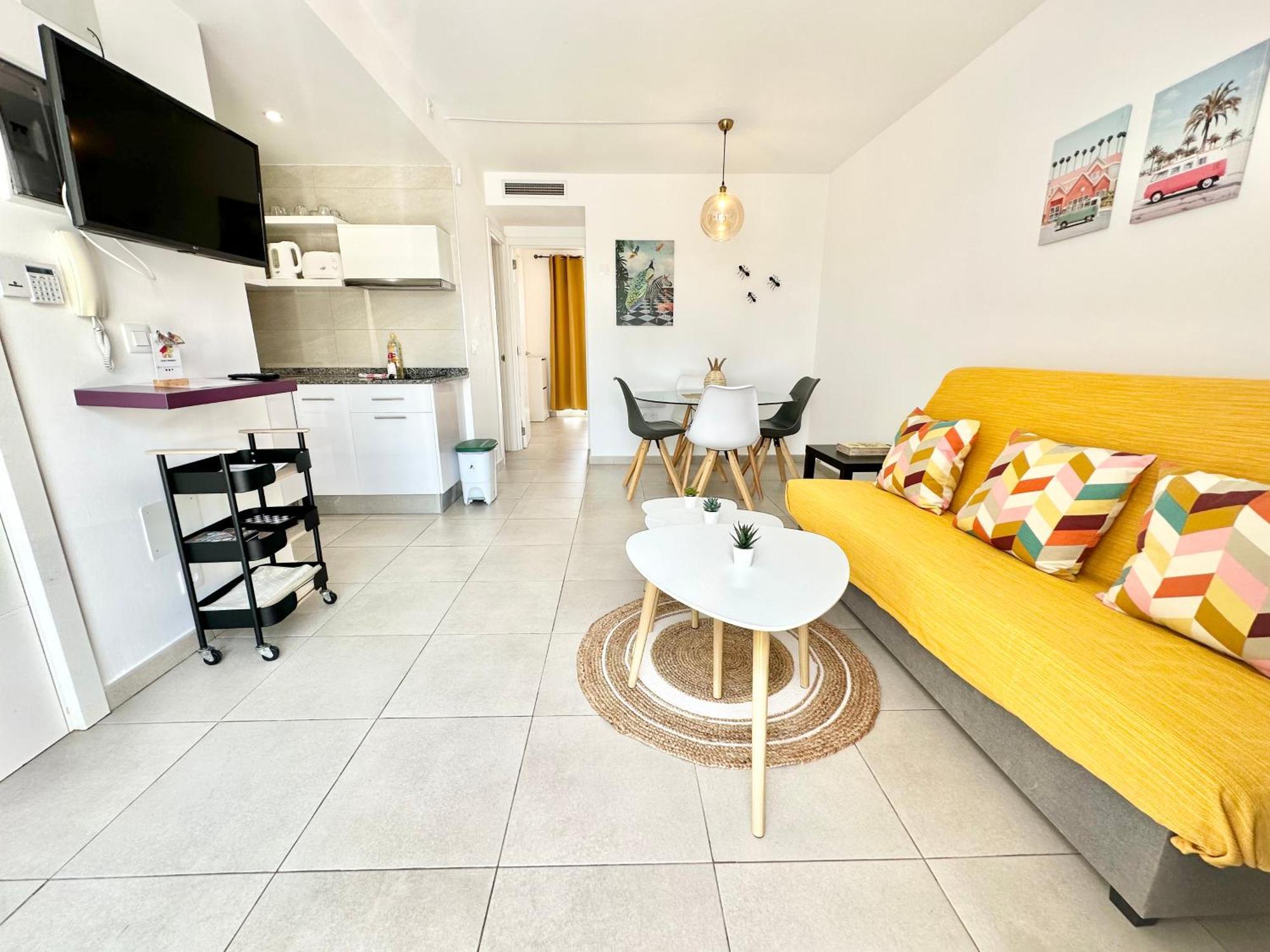 Lollipop Con Piscina, Doble Terraza, Planta Alta, Cocina Completa Y Wifi Apartment
