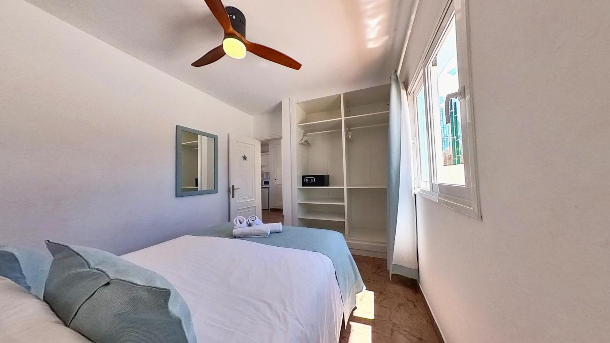 Nautical - Boutique Homes - City Center - Adults Only Apartment