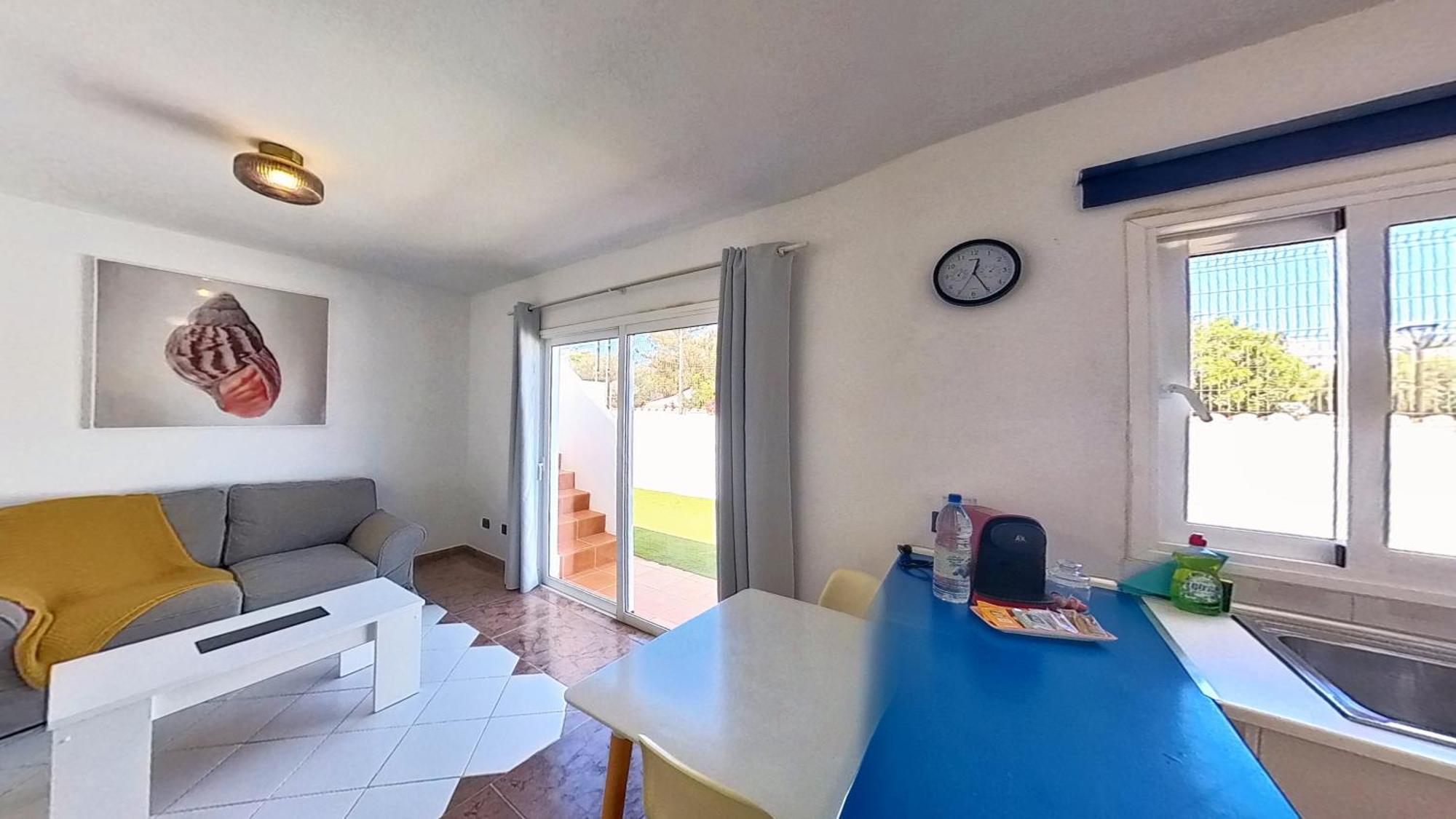 Nautical - Boutique Homes - City Center - Adults Only Apartment *