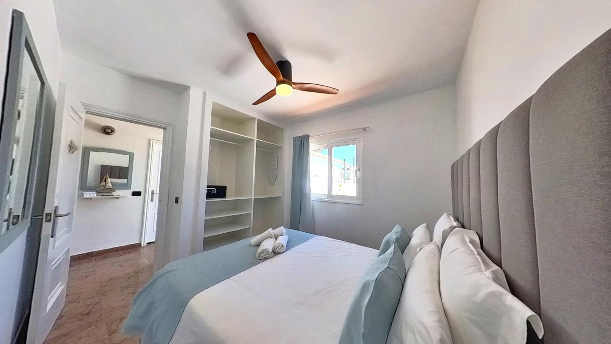 Nautical - Boutique Homes - City Center - Adults Only Apartment