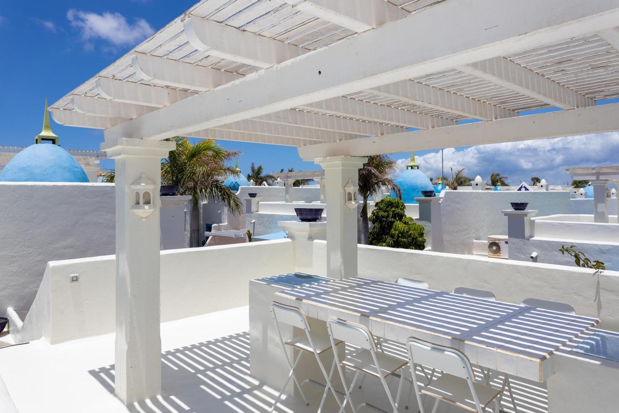 Katis Boutique In Bahiazul Corralejo