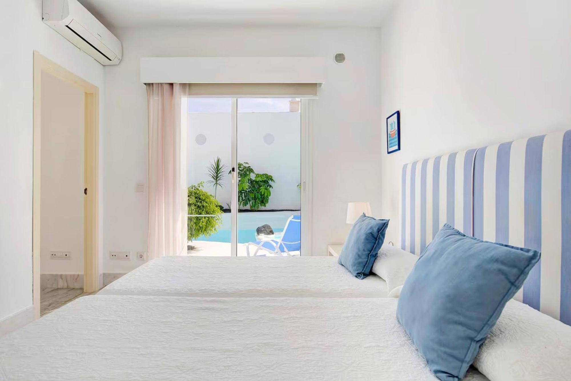 Katis Boutique In Bahiazul 4* Corralejo