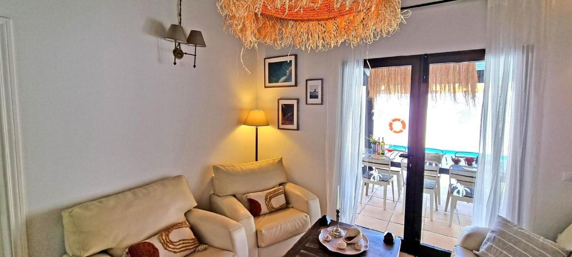 Komfortables In Mit Privatem Garten Und Beheiztem Pool Holiday home Corralejo