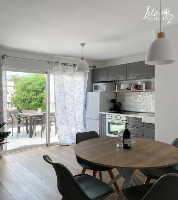 Apartment B-rent Alisios Playa Crispy Sunny Corralejo