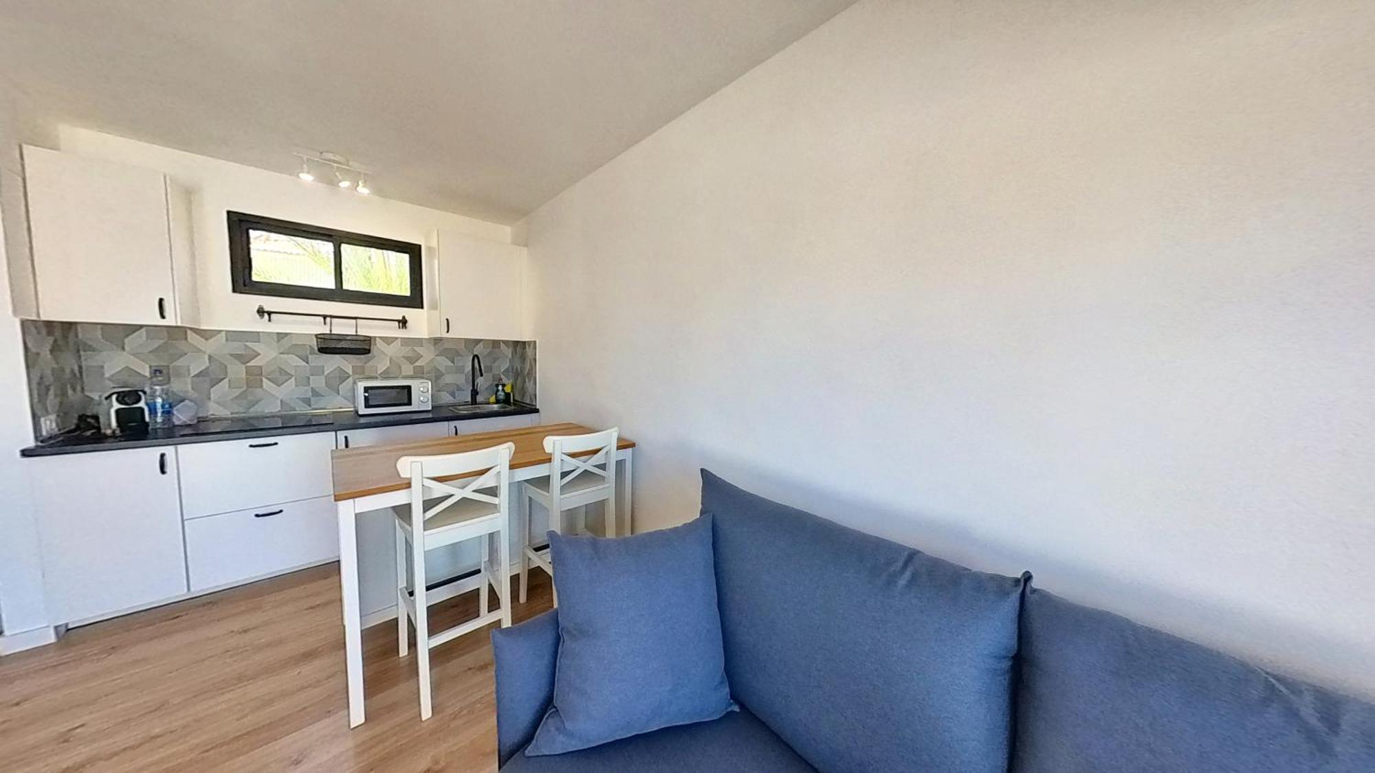 Dunasol Home, By Comfortable Luxury Apartment