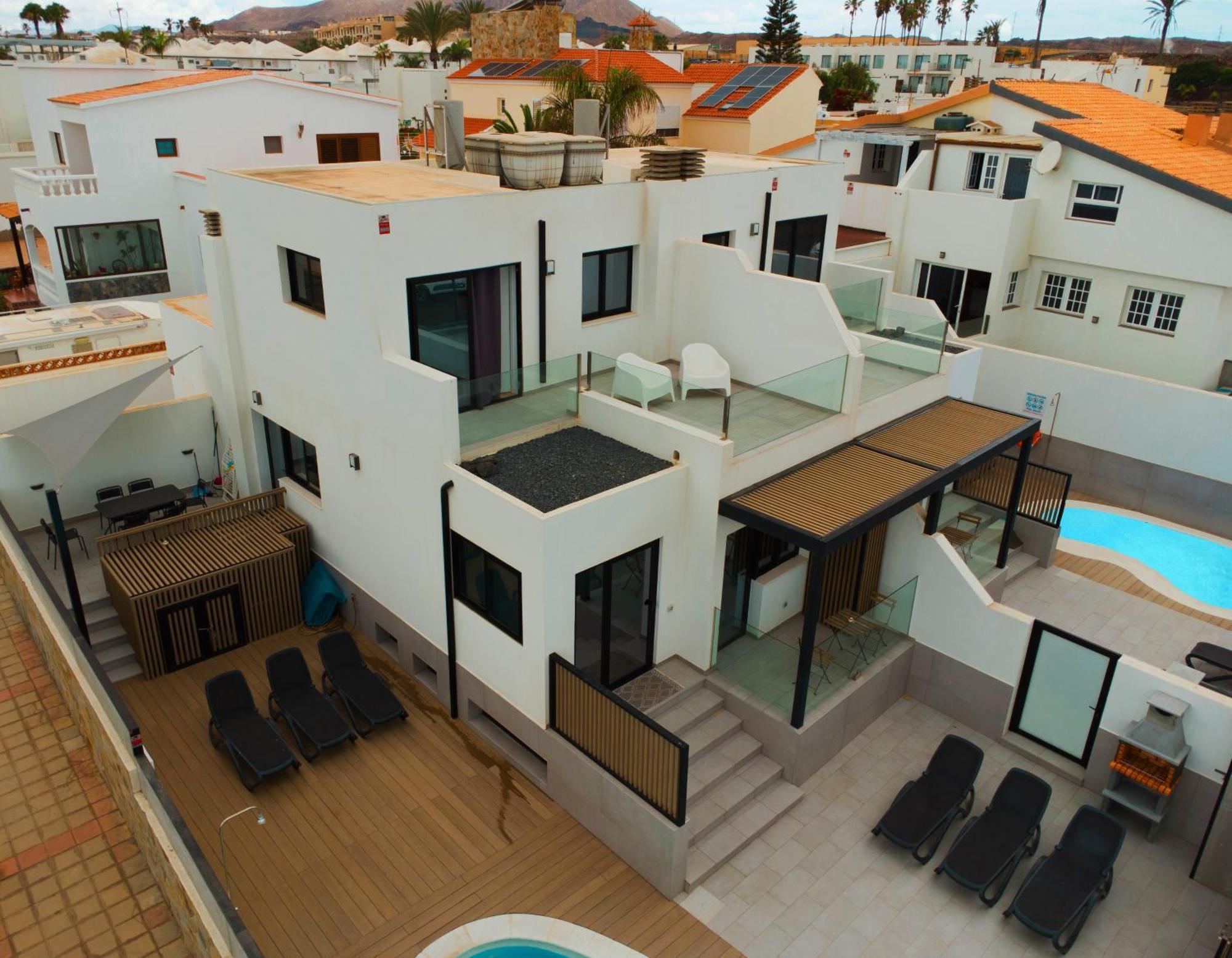Julaga Private Pool By Holidays Villa