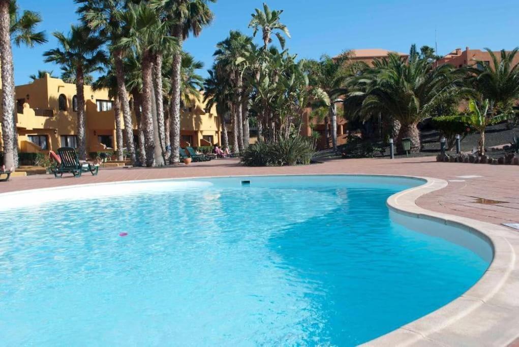 Oasis Royal Apartment *