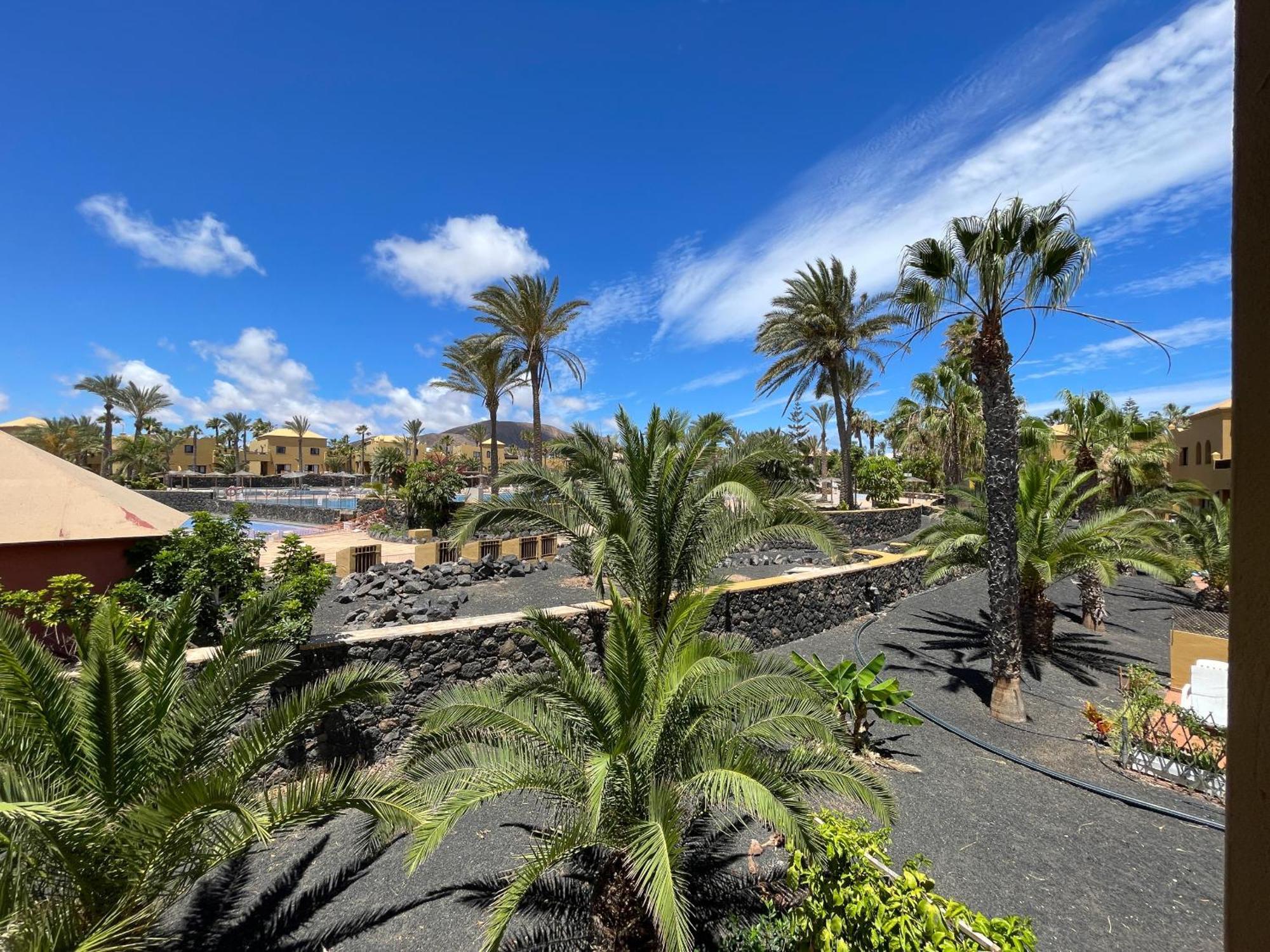 B-rent Casa Angela Pool View Apartment Corralejo
