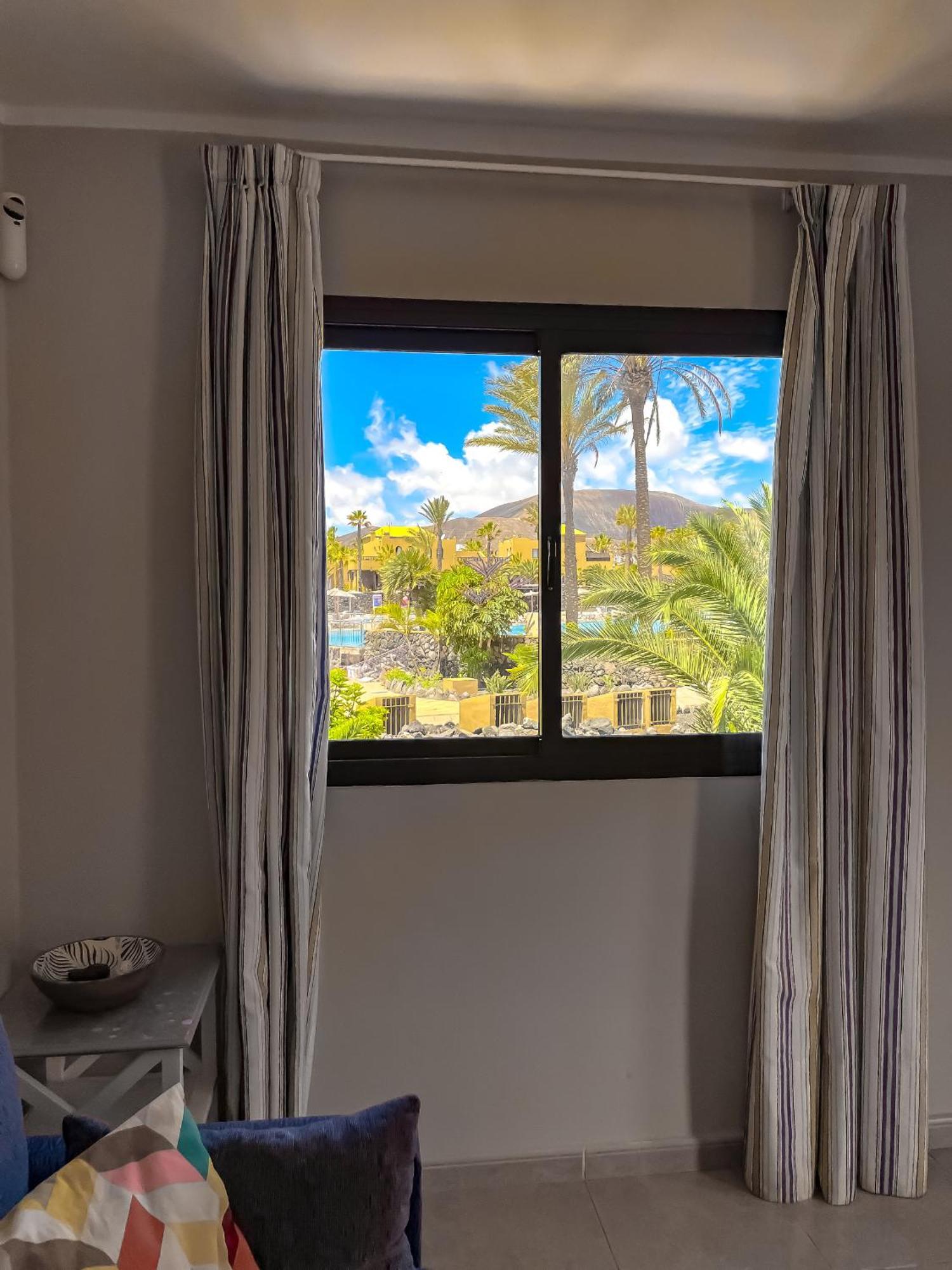 B-rent Casa Angela Pool View * Corralejo