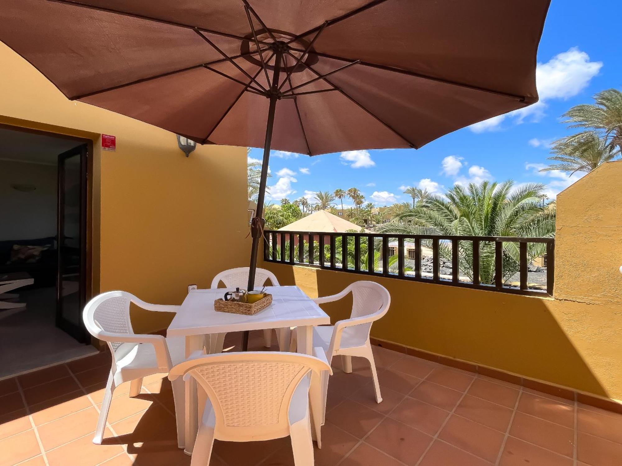 B-rent Casa Angela Pool View