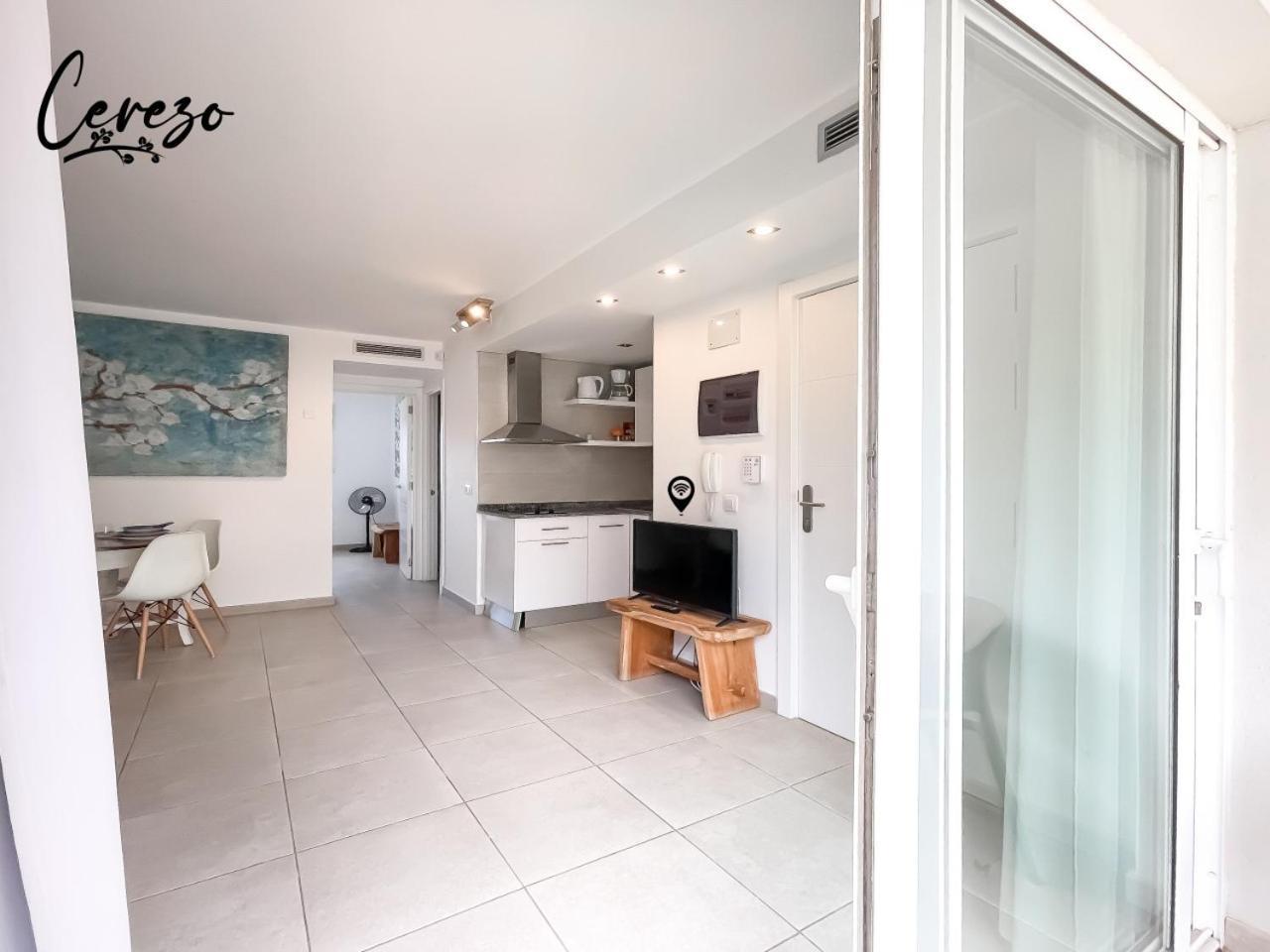 Apartment B-rent Sun Cerezo Pool Corralejo
