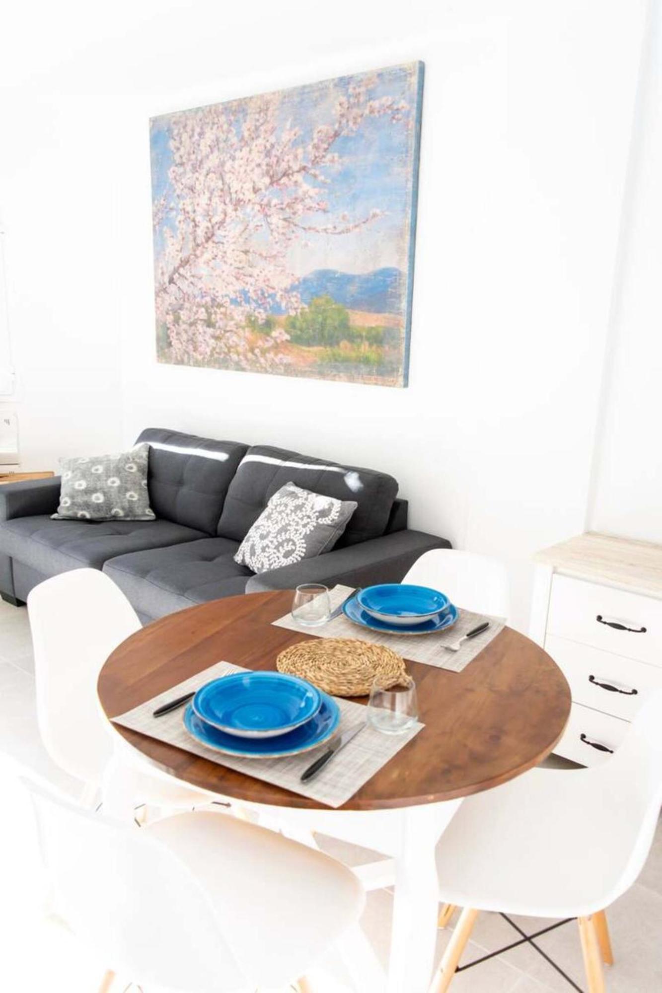 B-rent Sun Cerezo Pool Apartment *