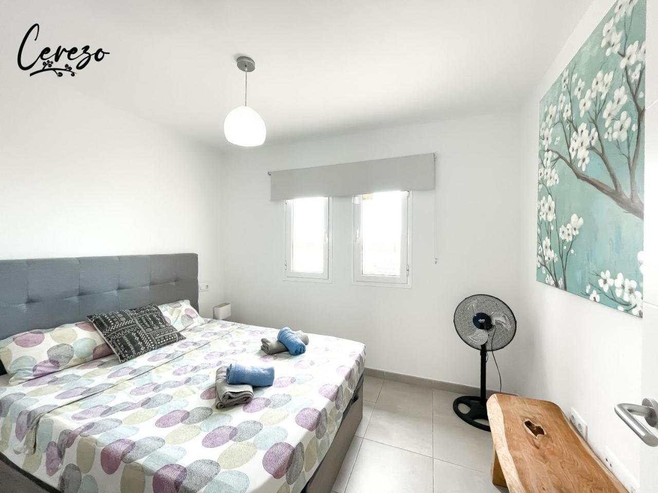 B-rent Sun Cerezo Pool Apartment Corralejo