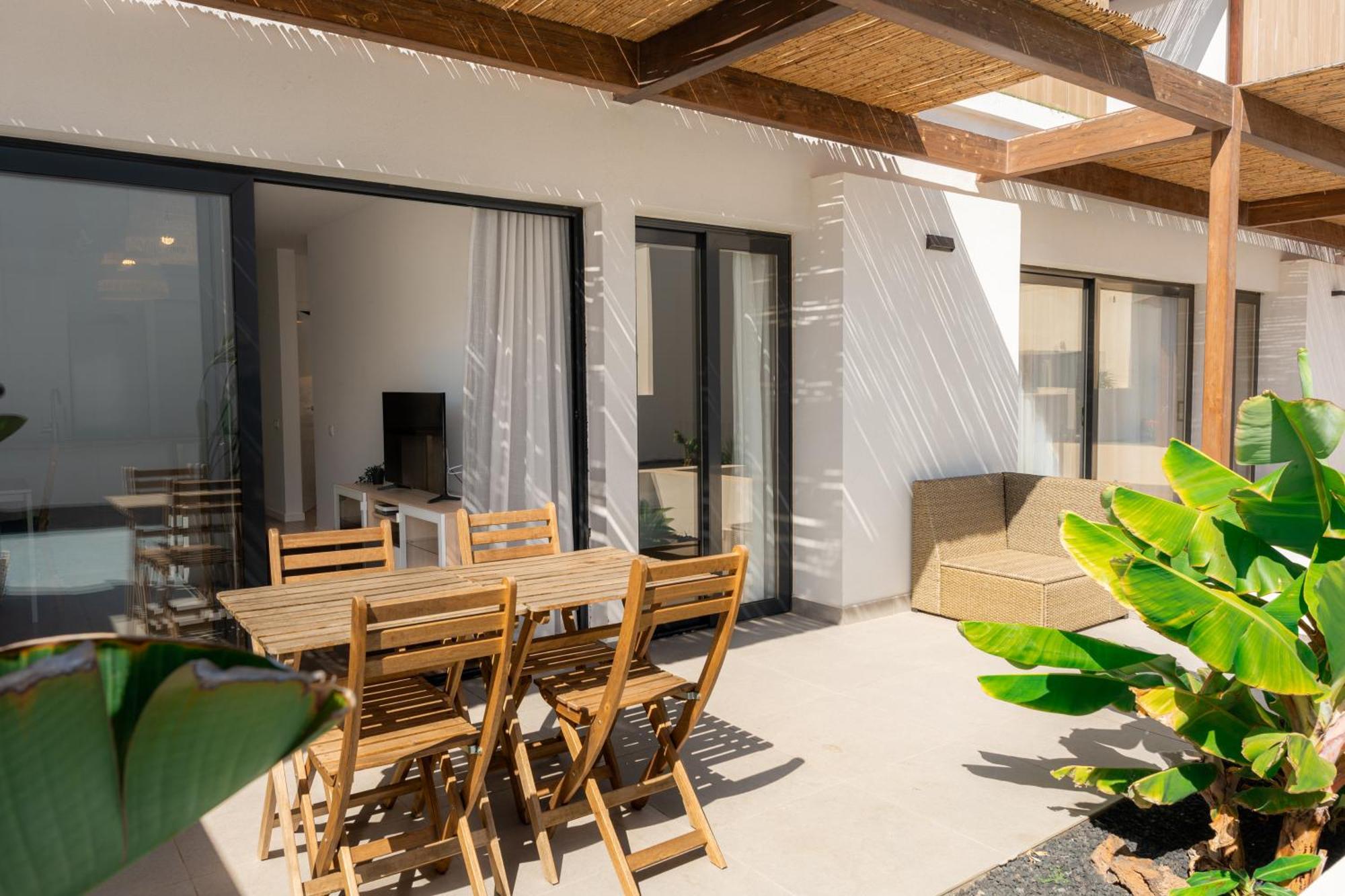 El Palmeral - House With Pool In Corralejo