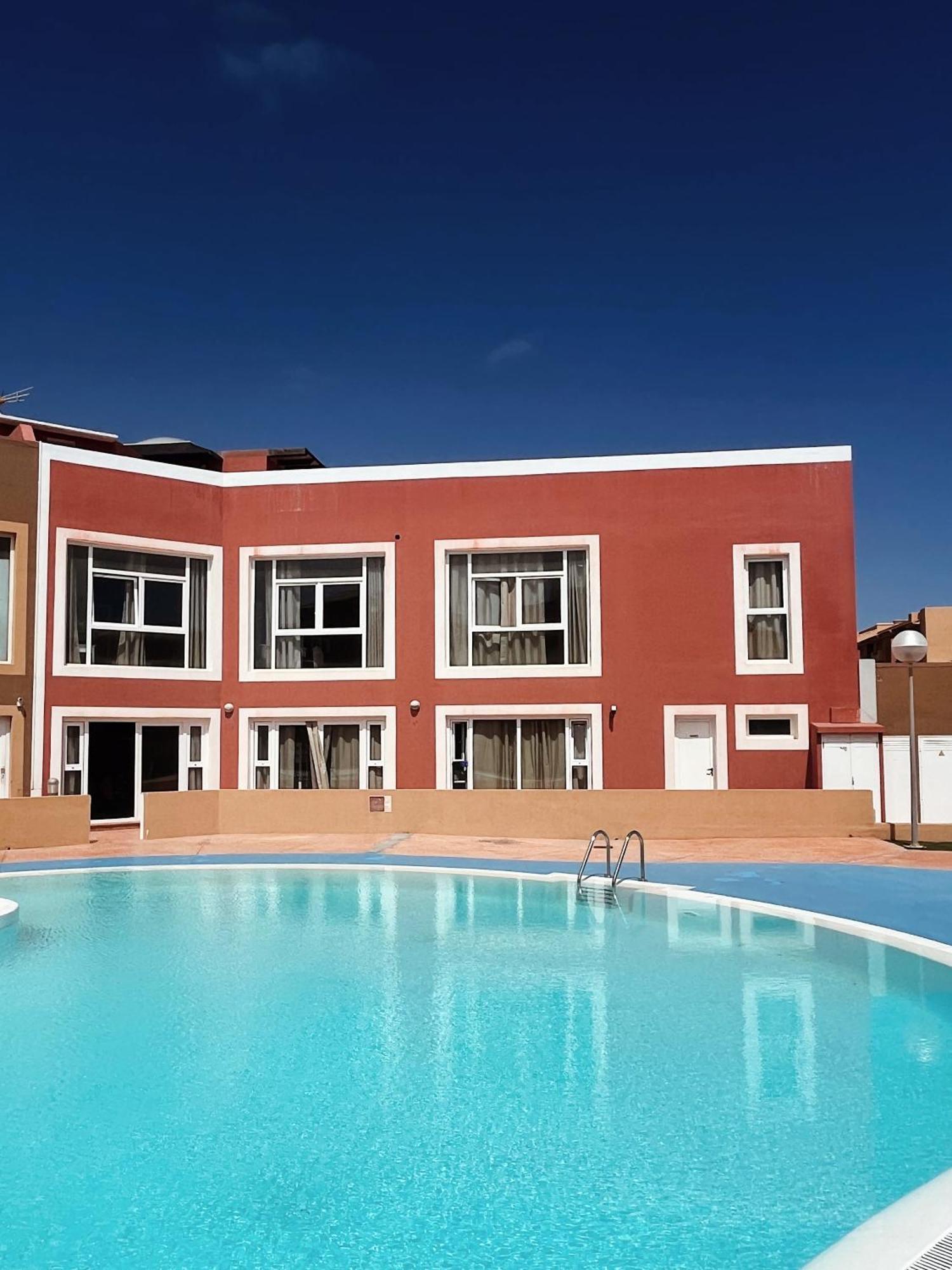 Villa Casa Roja - Banama